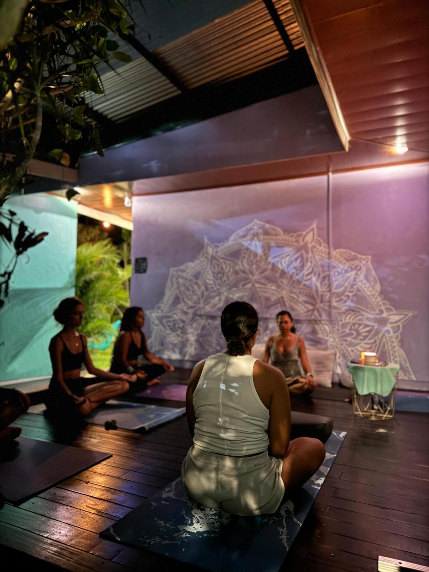 Pura Vibra Hostel La Fortuna Dış mekan fotoğraf